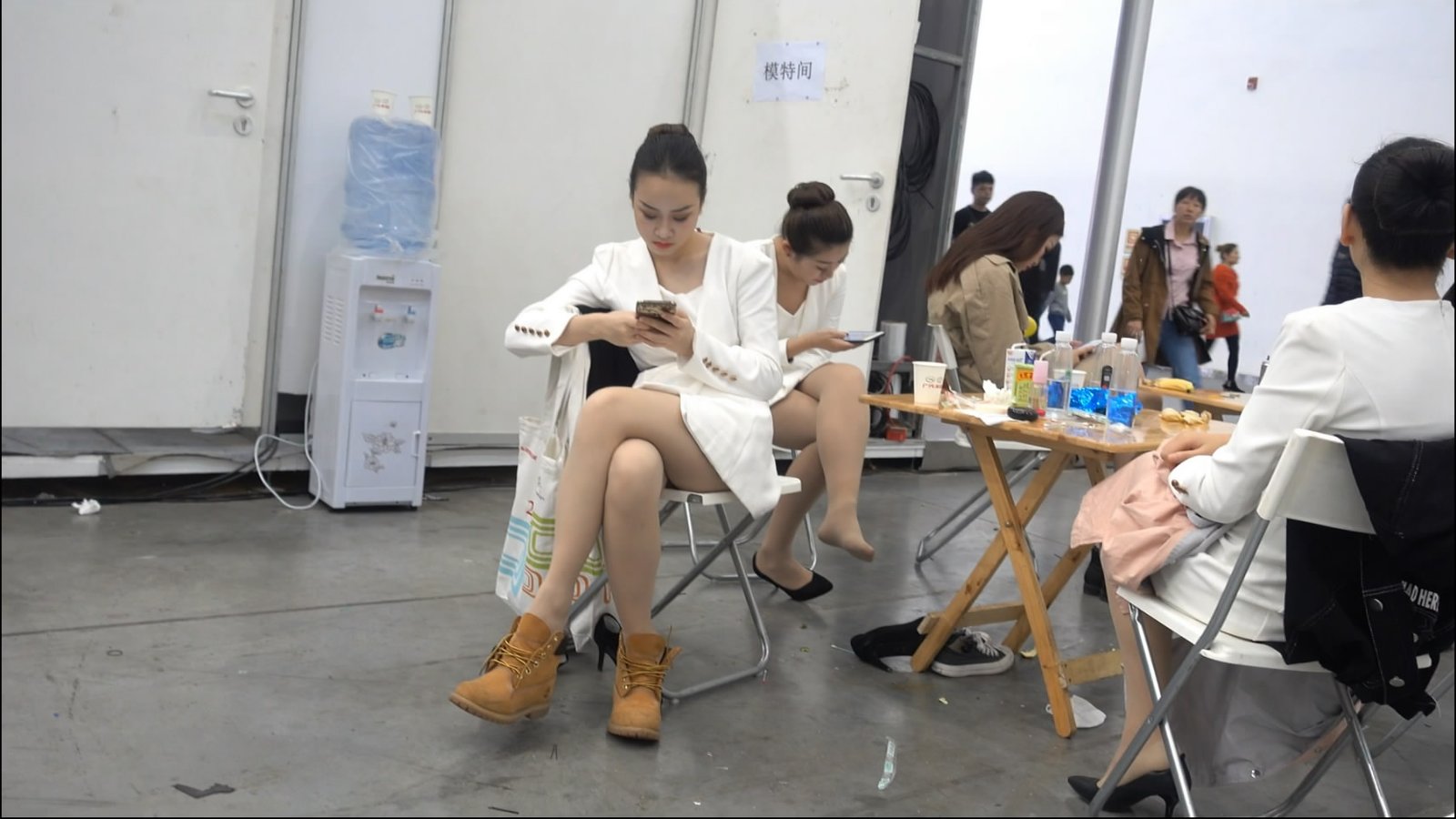 streetsnapshoep[00 01 04][20181210 215905 1]